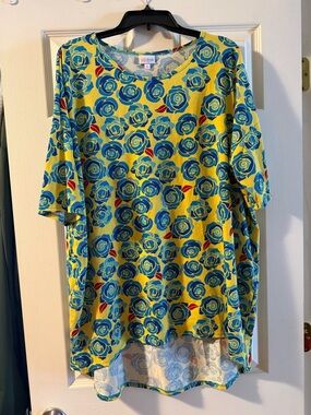 LuLaRoe Yellow Top with Blue Rose Print and Red Accents - Short Sleeve